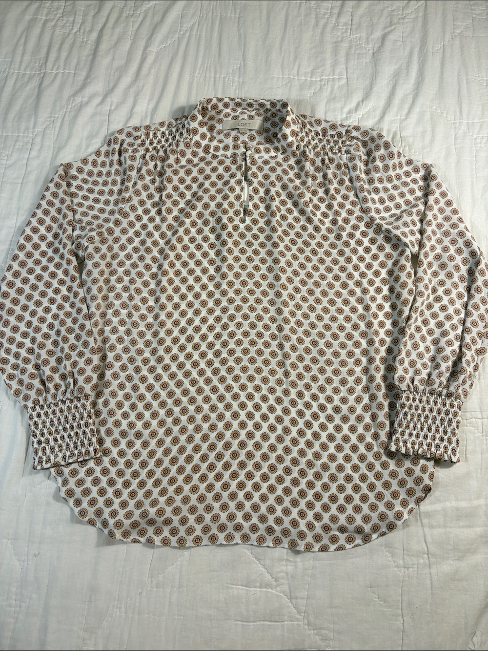 NWT Loft Medallion Print Pink Yellow Navy‎ Smocked Long Sleeve Cuff Blouse Small